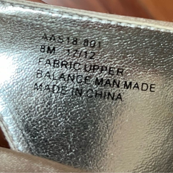 David Tate Champagne Woman’s Sandals Sparkle Low Heel Dress Formal Party Open 8 - Picture 8 of 10